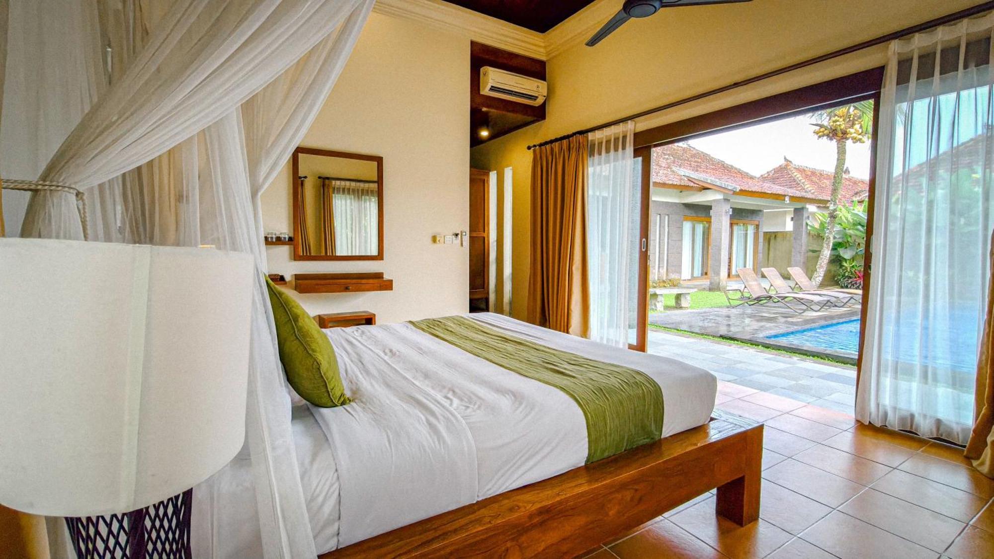 Three-Bedroom Villa Private Pool