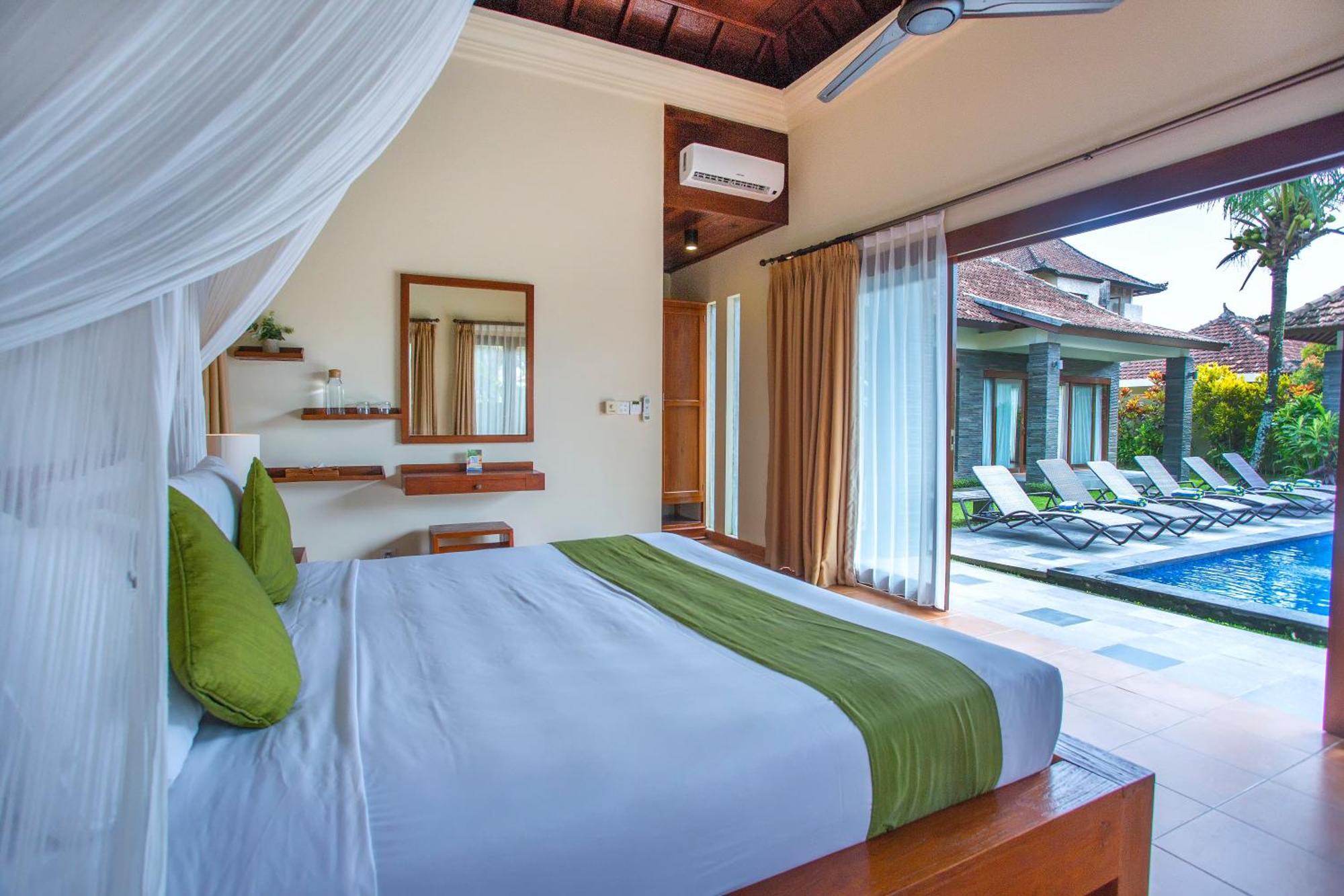 Three-Bedroom Villa Private Pool